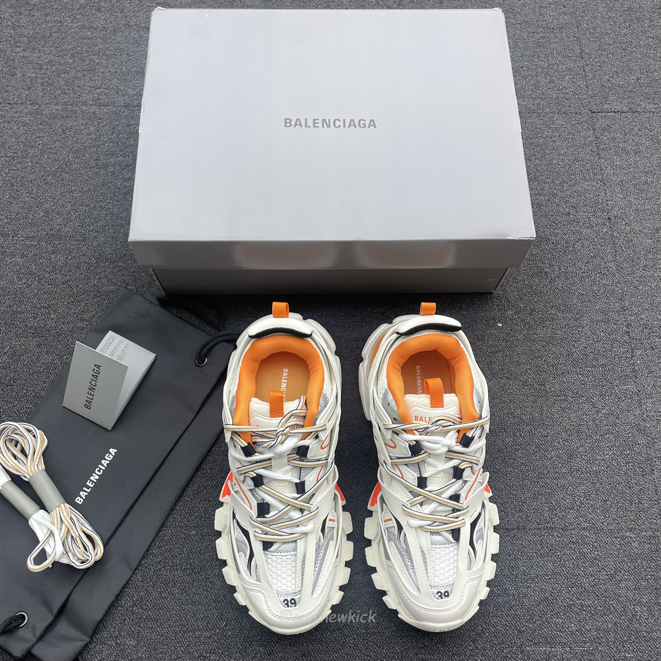 Balenciaga Track White Orange Womens 542436 W1gb1 9059 (8) - newkick.app